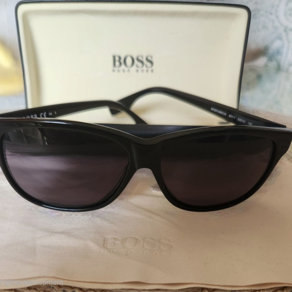 Boss Black Sunglasses Modern Wayfarer Design